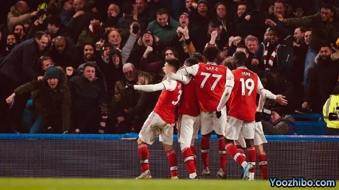 英超最长不败记录是<a href=/football/arsenal/ target=_blank class=infotextkey>阿森纳</a>保持的49场
