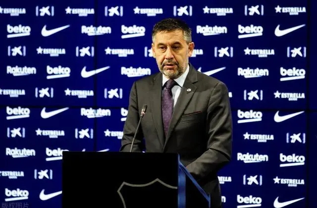 <a href=/football/barcelona/ target=_blank class=infotextkey>巴萨</a>主席巴托梅乌辞职