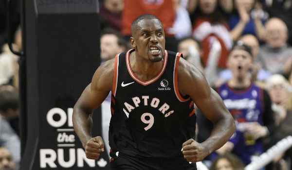 伊巴卡加盟<a href=/basketball/clippers/ target=_blank class=infotextkey>快船</a>